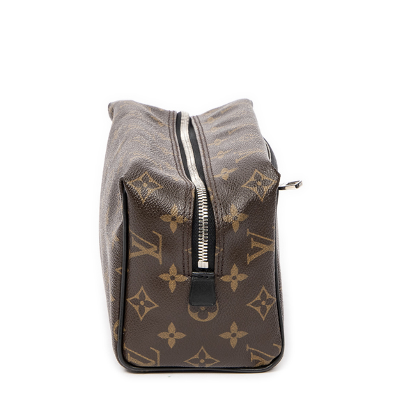 Louis Vuitton Toiletry Pouch - Picture 4 of 10